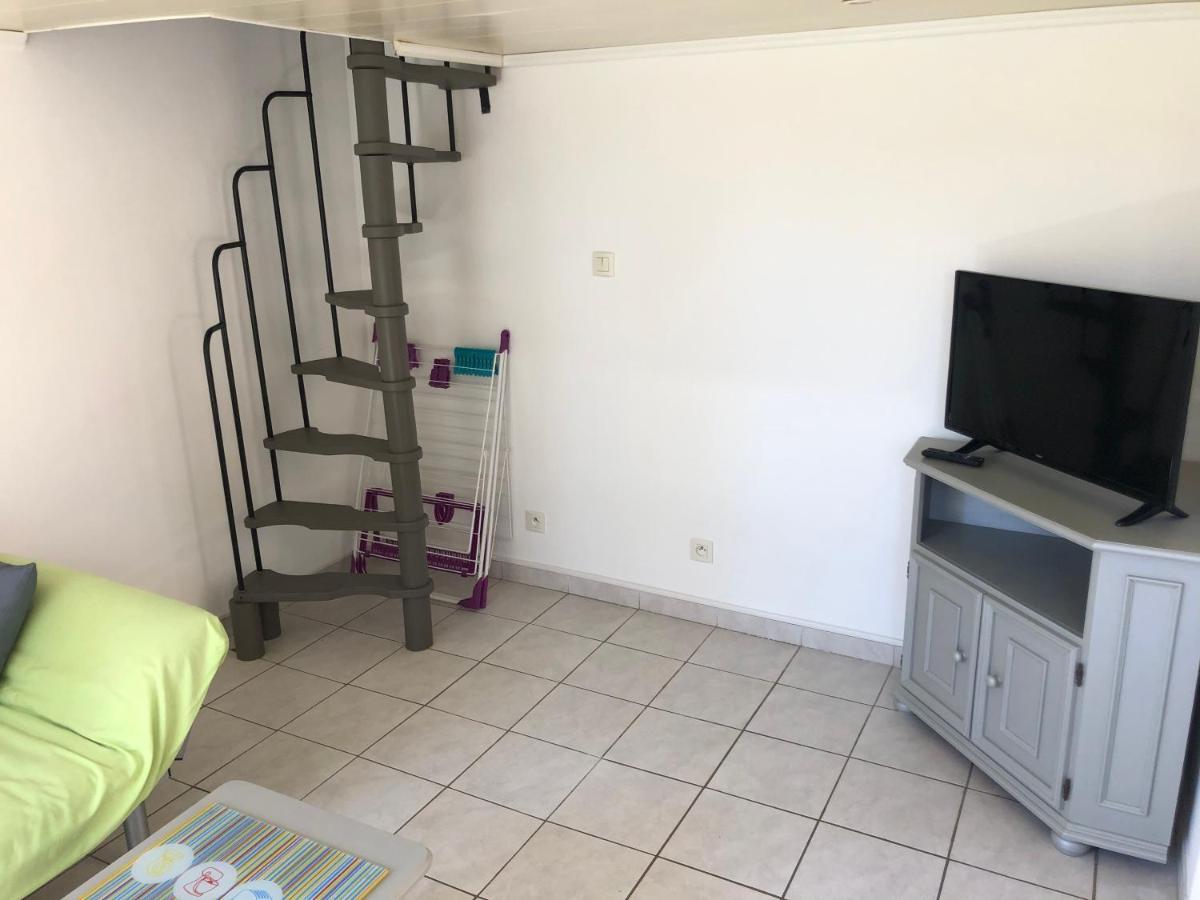 Meuble De Tourisme 2 Etoiles 40 Cours Napoleon Apartamento Ajaccio  Exterior foto