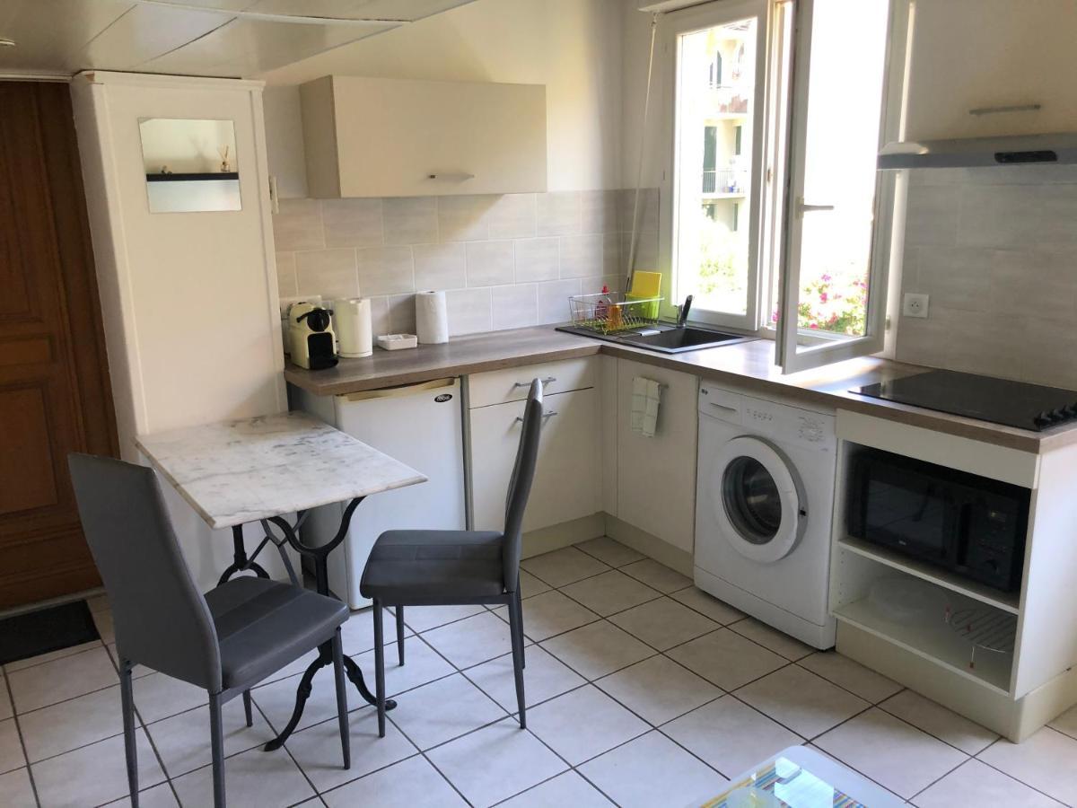 Meuble De Tourisme 2 Etoiles 40 Cours Napoleon Apartamento Ajaccio  Exterior foto